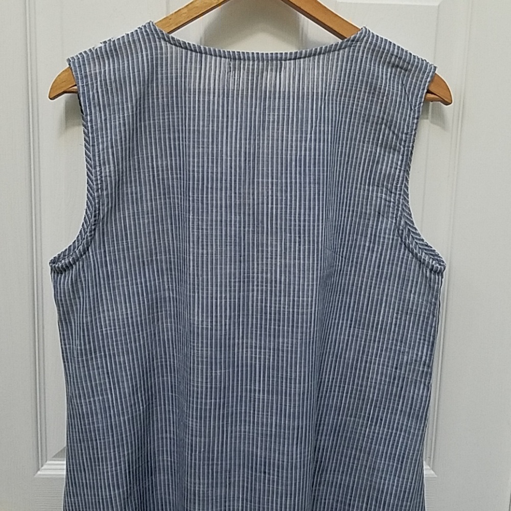 Studio West swimsuit cover up - Picture 5 of 6